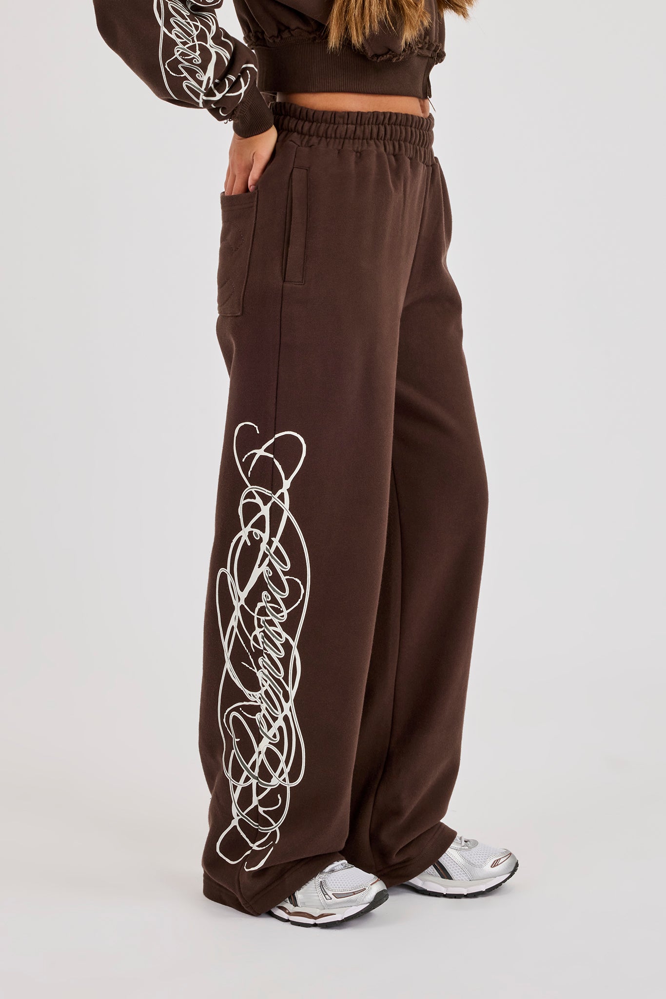 Distressed Print Wide Leg Jogger - Chocolate